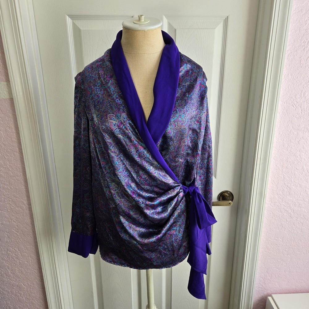 Victoria's Secret Vintage Satin Short Kimono Robe‎ Shirt Purple Paisley Size M